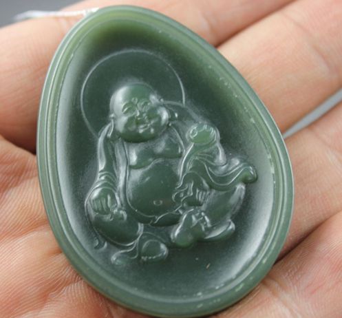 属相鸡本命年戴转运珠还是大肚金佛?带几个比较好?珠子颗数的讲究